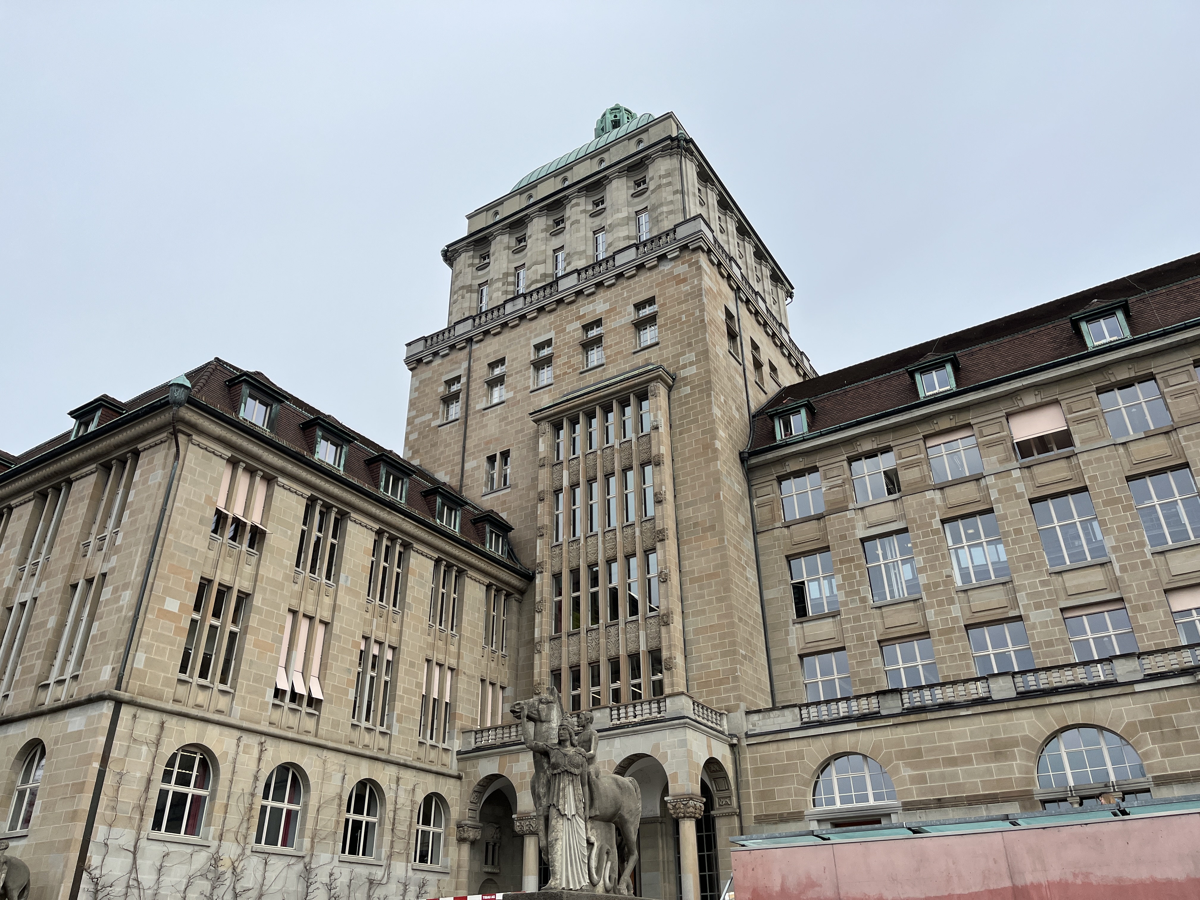 uzh